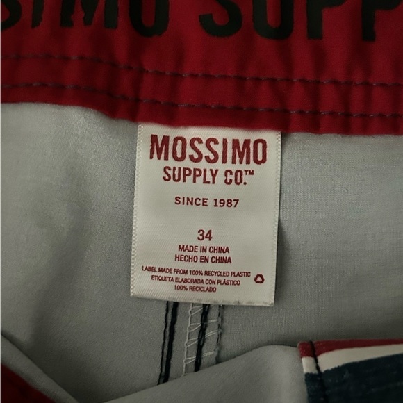 Mossimo Supply Co. Red White Blue American Flag Swim Trunks Men Size 34 - Picture 4 of 5